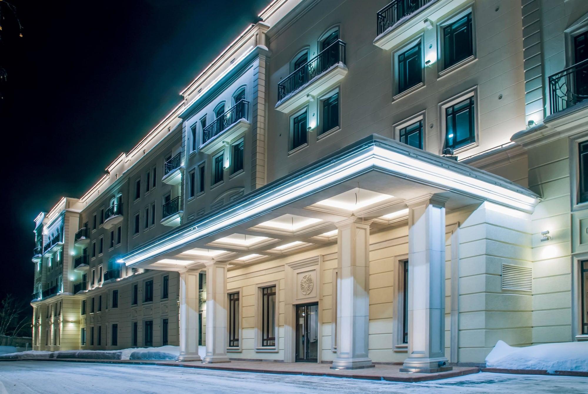 Ramada Hotel & Suites By Wyndham Novosibirsk Zhukovka Exterior photo